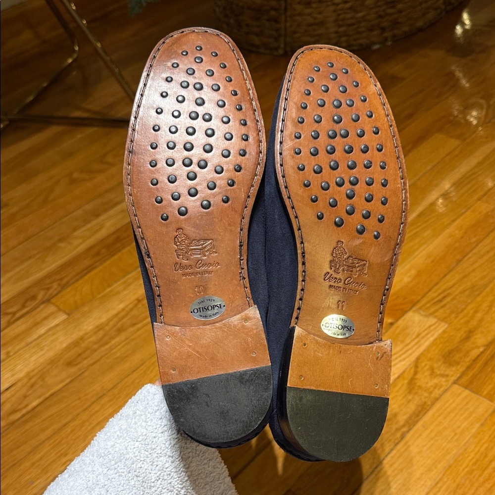 Hand Made Vero Cuoio Men's Dark Blue Leather Loafers Size 11
MADE IN ITALY 🇮🇹 - Picture 4 of 7